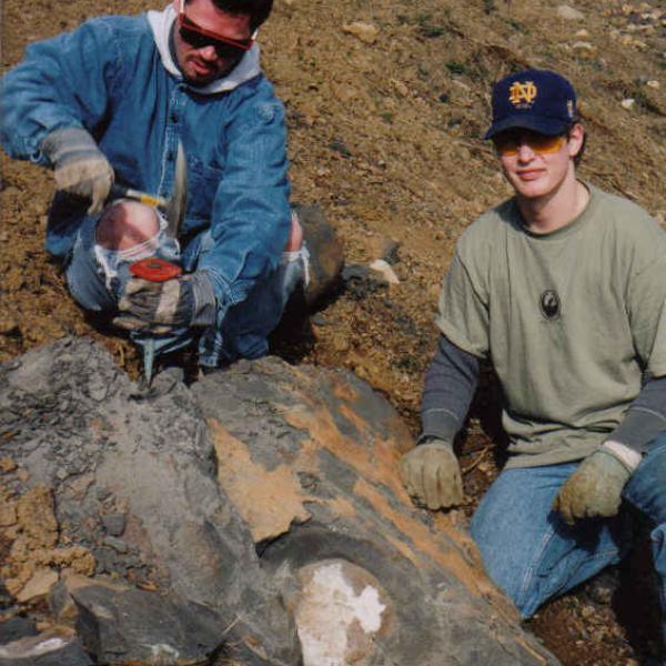 Hunting for fossils on an earth science field trip